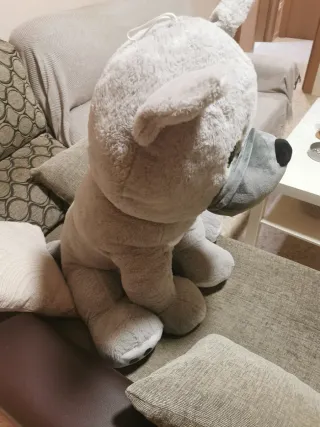Perro de Peluche Gigante Gris