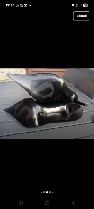 Décolleté Solo Soprani nere con S