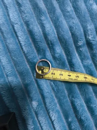 Anillo de plata con circonitas