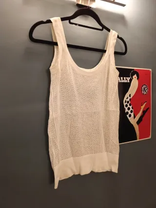 Top Massimo Dutti punto romántico