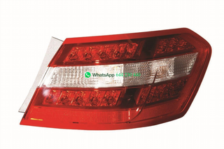 PILOTO TRASERO DERECHO (EXTERIOR ELEG LED) MERCED