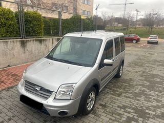 Ford Tourneo Connect 2014 tel 666217952