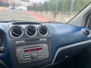 Ford Tourneo Connect 2014 tel 666217952