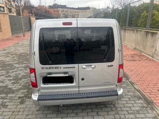 Ford Tourneo Connect 2014 tel 666217952