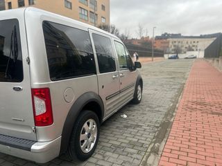 Ford Tourneo Connect 2014 tel 666217952