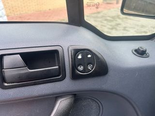 Ford Tourneo Connect 2014 tel 666217952