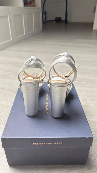 Sandalias Pedro Miralles Plata Talla 37