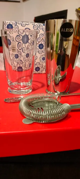 Set cocktail Alessi bicchiere e shaker