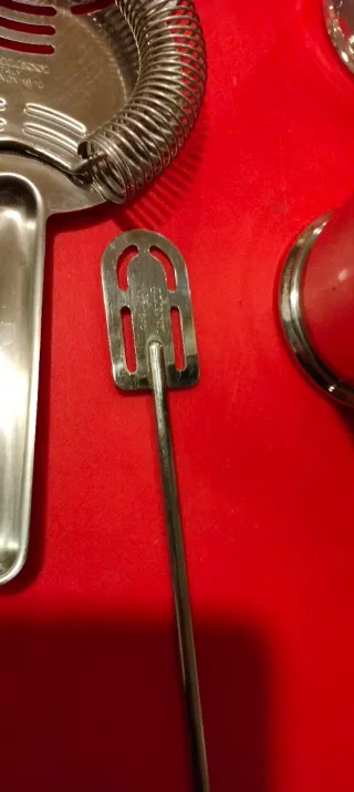 Set cocktail Alessi bicchiere e shaker