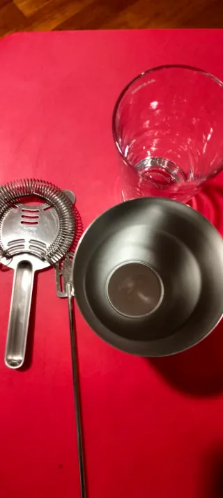 Set cocktail Alessi bicchiere e shaker