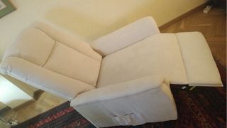 Sillón reclinable eléctrico beige