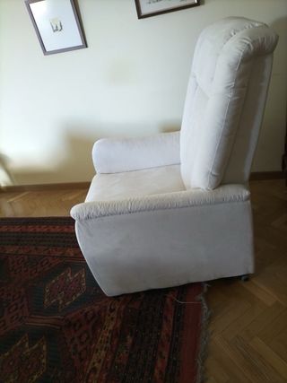 Sillón reclinable eléctrico beige