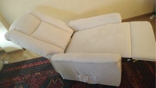 Sillón reclinable eléctrico beige
