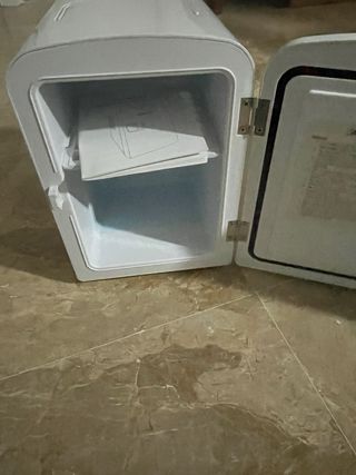 Nevera Portátil Mini AstroAI Nueva
