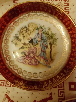 Set di 2 Antichi Piatti Giapponesi