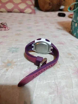 Reloj deportivo infantil rosa y morado