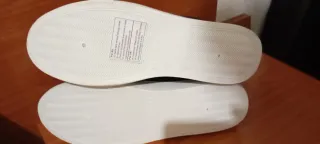 Tenis Unisex Negro y Blanco