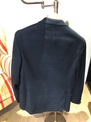 Americana y pantalón azul/beige