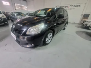 Toyota Verso 2010