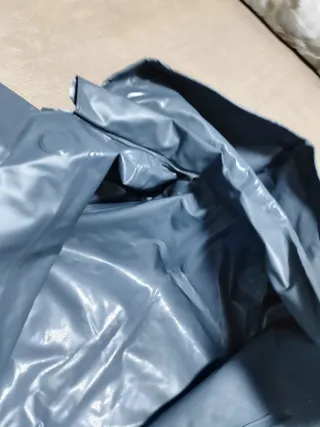 Impermeable grueso de buena calidad