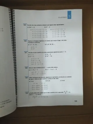 Solucionario matemáticas 2 eso. Santillana.
