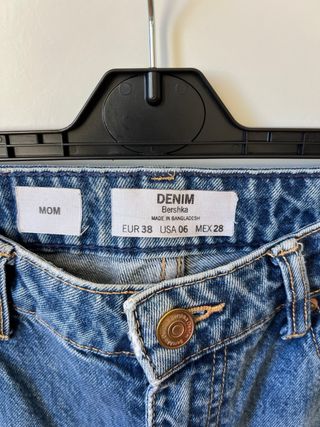 Jeans Mom Bershka Donna EUR 38