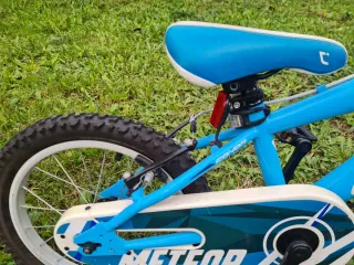 Bicicleta infantil azul METEOR