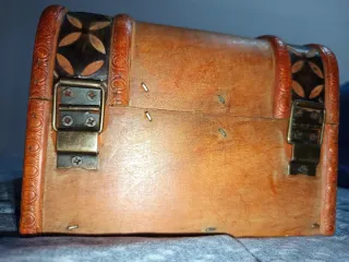 Baúl Decorativo Vintage Madera y Metal