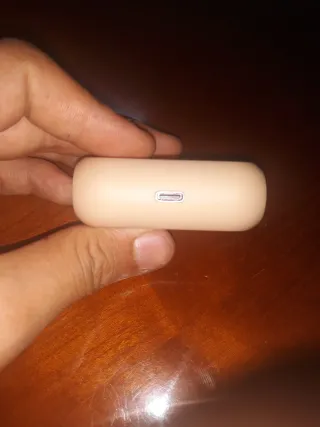 Auriculares Cubitt Beige