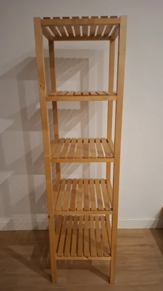 Estantería de madera Ikea mukan
