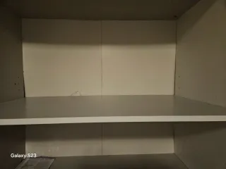 “Armario grande blanco