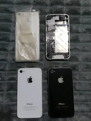 Lote 4 iPhones para reparar o piezas
