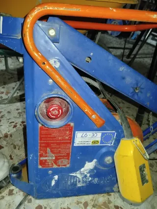 Montacargas eléctrico