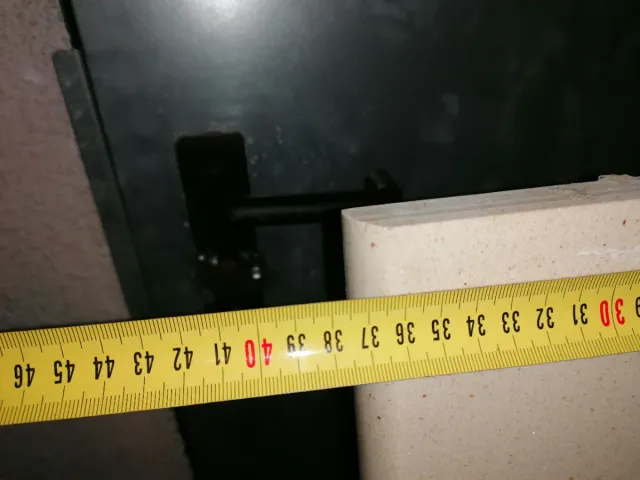 Encimera con lavabo beige y blanco