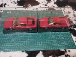 Lote 2 maquetas coches Ferrari