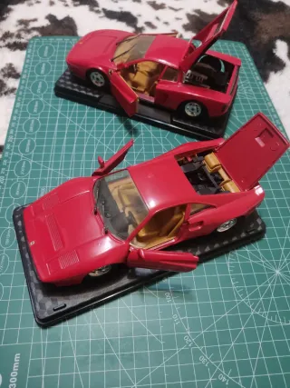 Lote 2 maquetas coches Ferrari