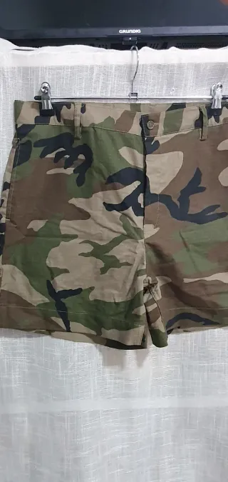 Pantalón corto militar camuflaje