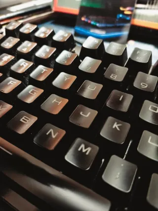 Teclado Mecánico Gaming marca G-LAB Keyz Carbon