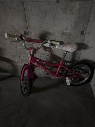 Bicicleta infantil rosa Lydia