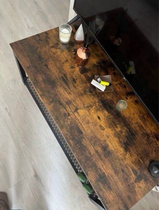 Mesa centro simil madera y metal diseño industrial