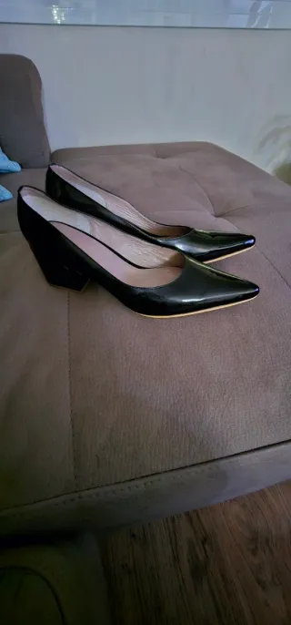 Zapatos de tacón negros talla 40