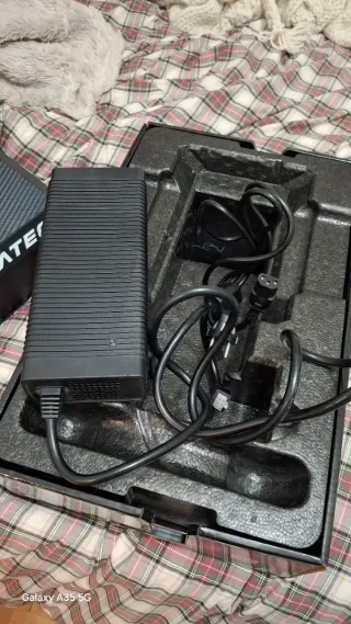 Fanatec Podium DD1 F1 Volante y Base