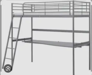 Cama alta Ikea con escritorio