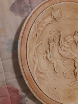 Antico bassorilievo in gesso