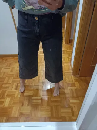 Pantalón vaquero Zara gris talla 40
