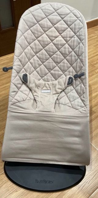 BabyBjörn Bouncer Bliss Rosa + juguete para hamaca