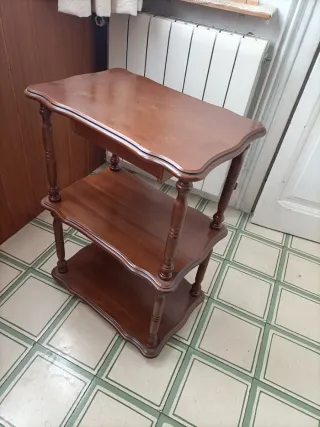 Mesa auxiliar madera con cajón