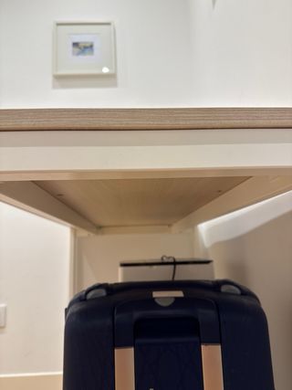 Escritorio madera y metal