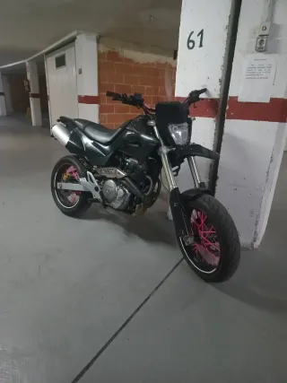 Honda FMX 650cc Supermotard