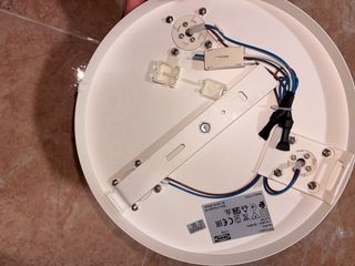 Lampara 3 focos + luces amarillas, Ikea